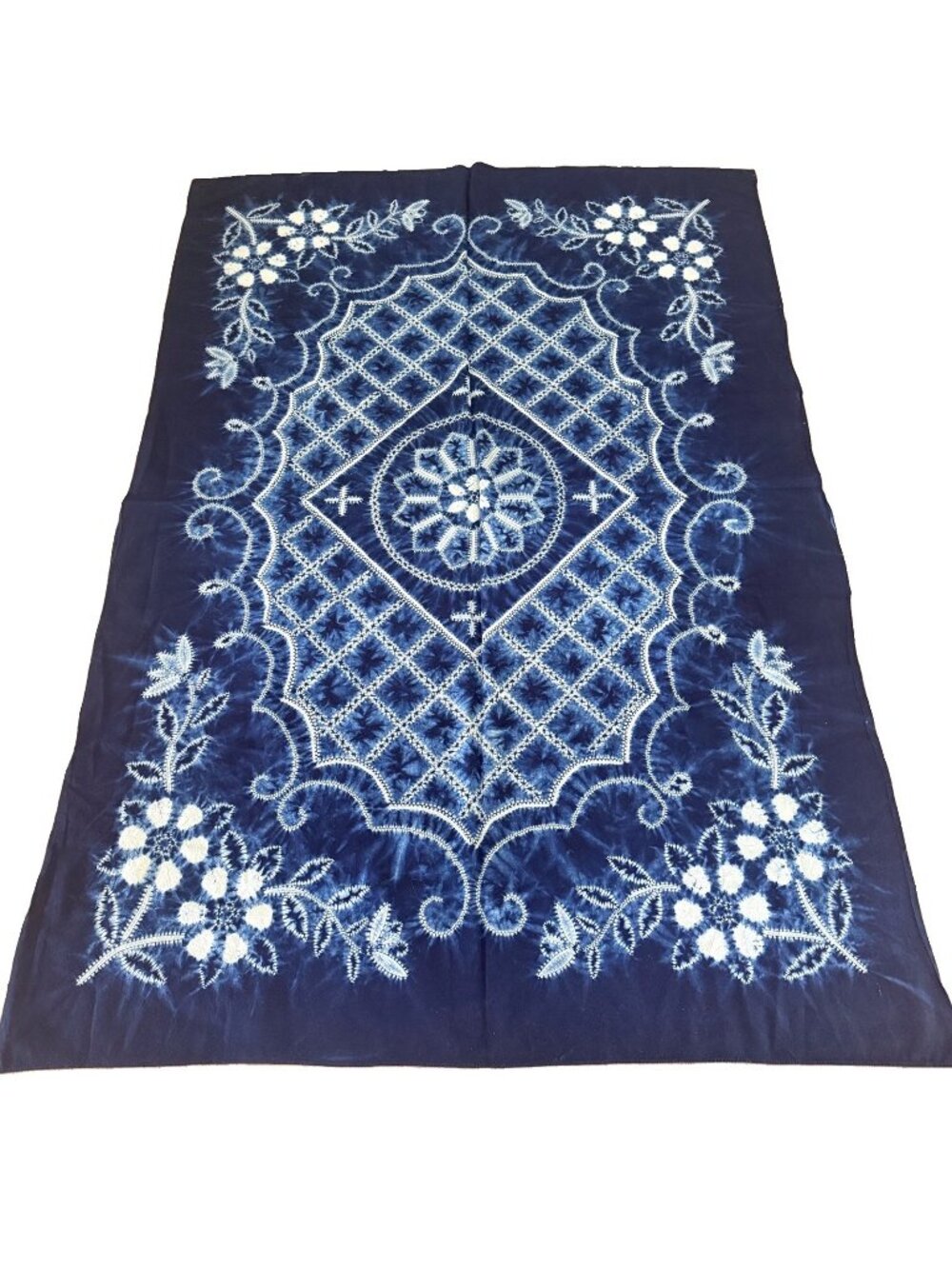 Handmade Indigo-dyed Shibori Tie-dye Tablecloth Floral Motif Center Medallion